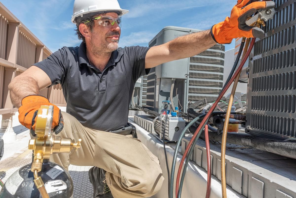Wholesale AC Units for Contractors | Quick Access to Inventory