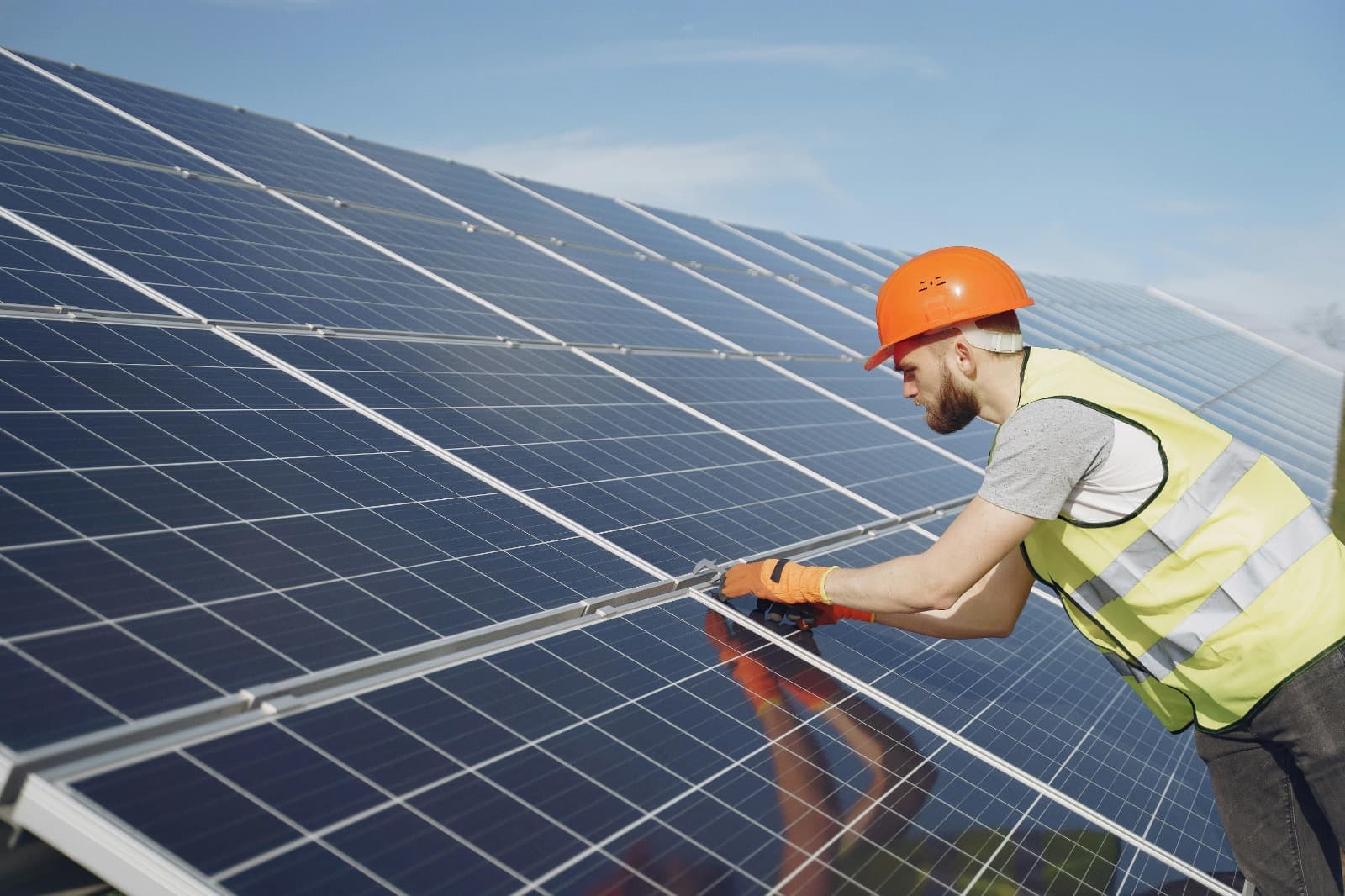 Commercial Solar Panels Derby: A Cost-Saving Renewable Upgrade