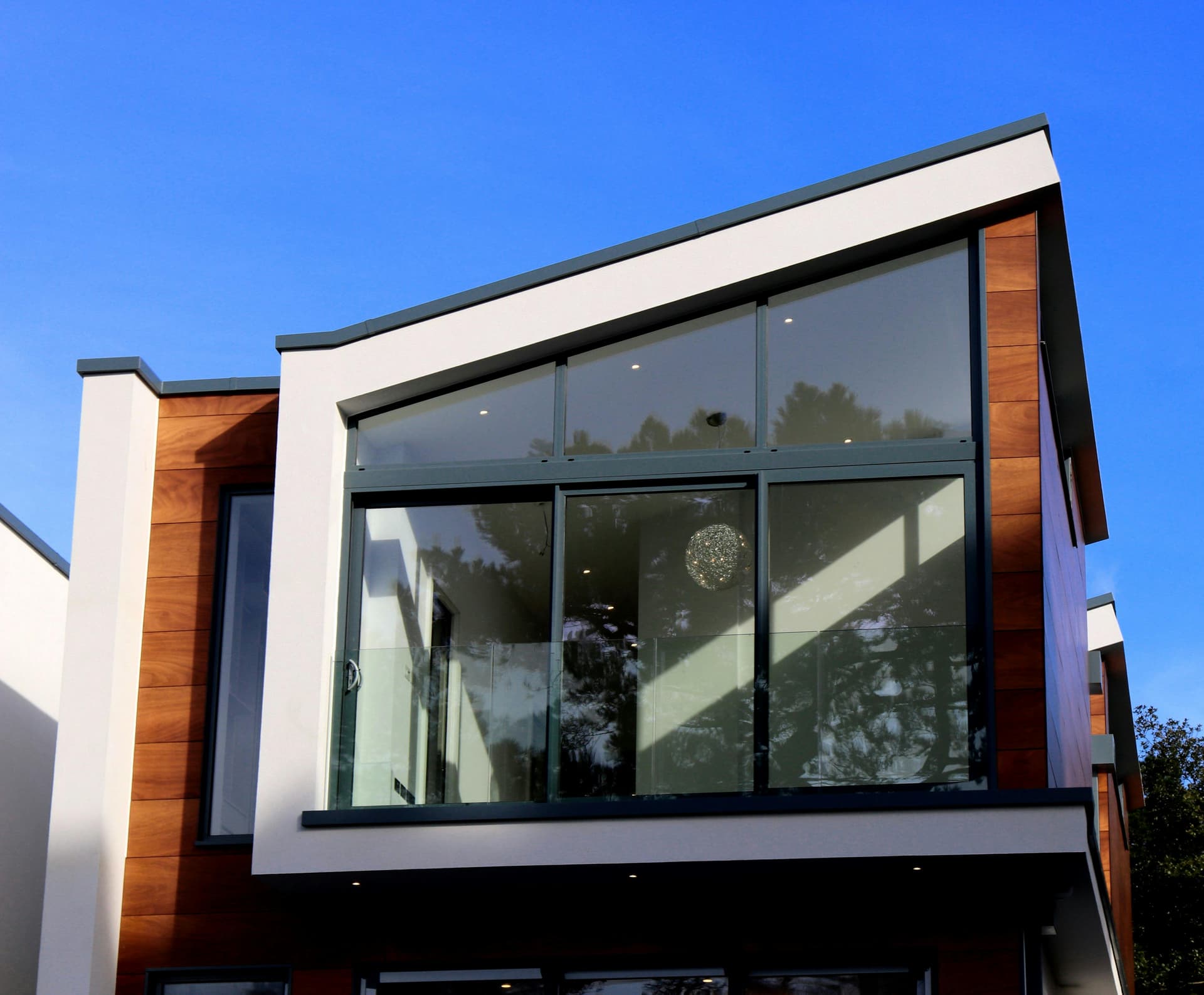 Colonial Home New Build Construction Concepts for Modern Families