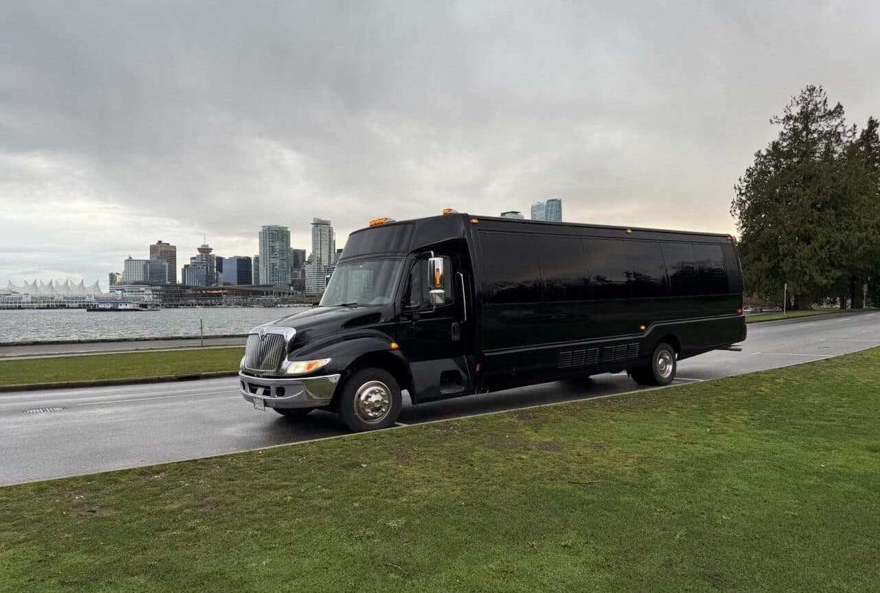 Vancouver to Seattle Limo Service with Experienced Chauffeurs