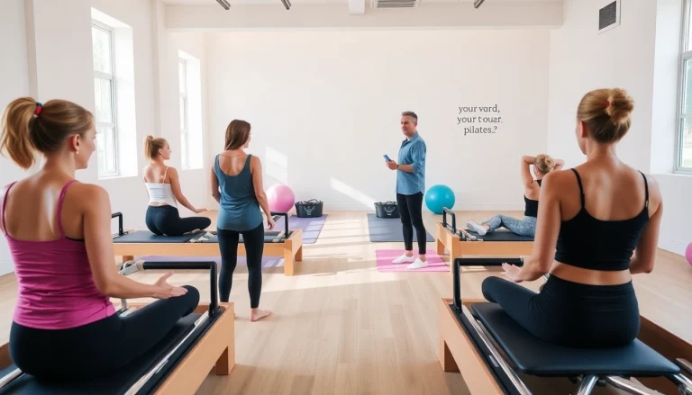 多様な人々が一緒に練習している活気あるピラティススタジオの場面。ピラティス おすすめ のメリットを強調。